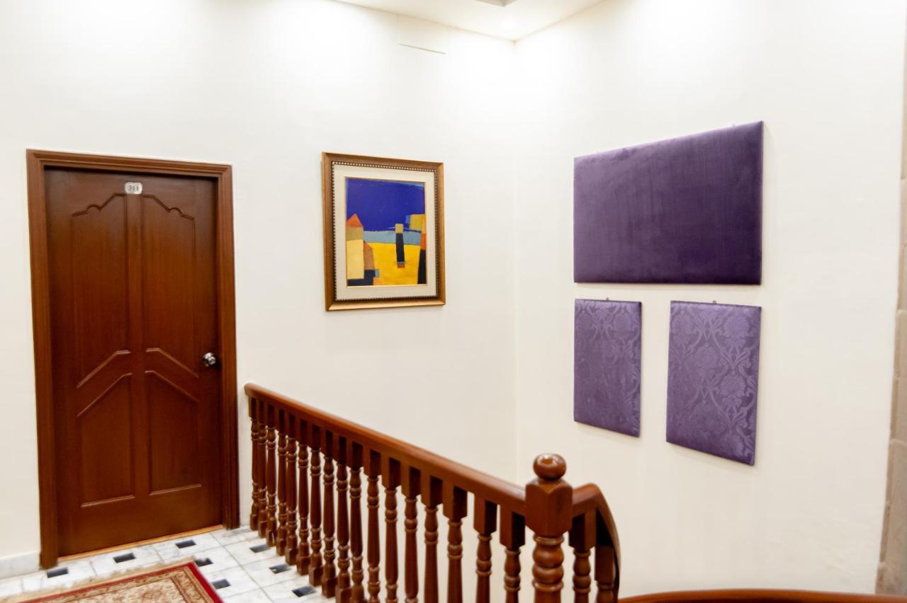 Shelton Guest House 이슬라마바드 외부 사진
