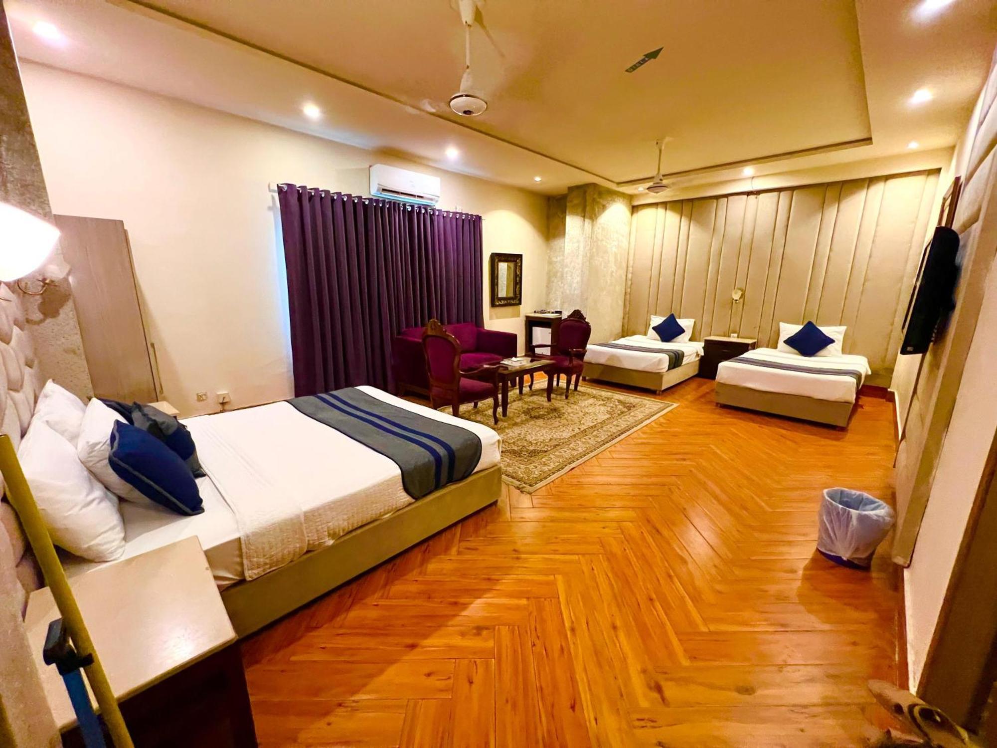 Shelton Guest House 이슬라마바드 외부 사진