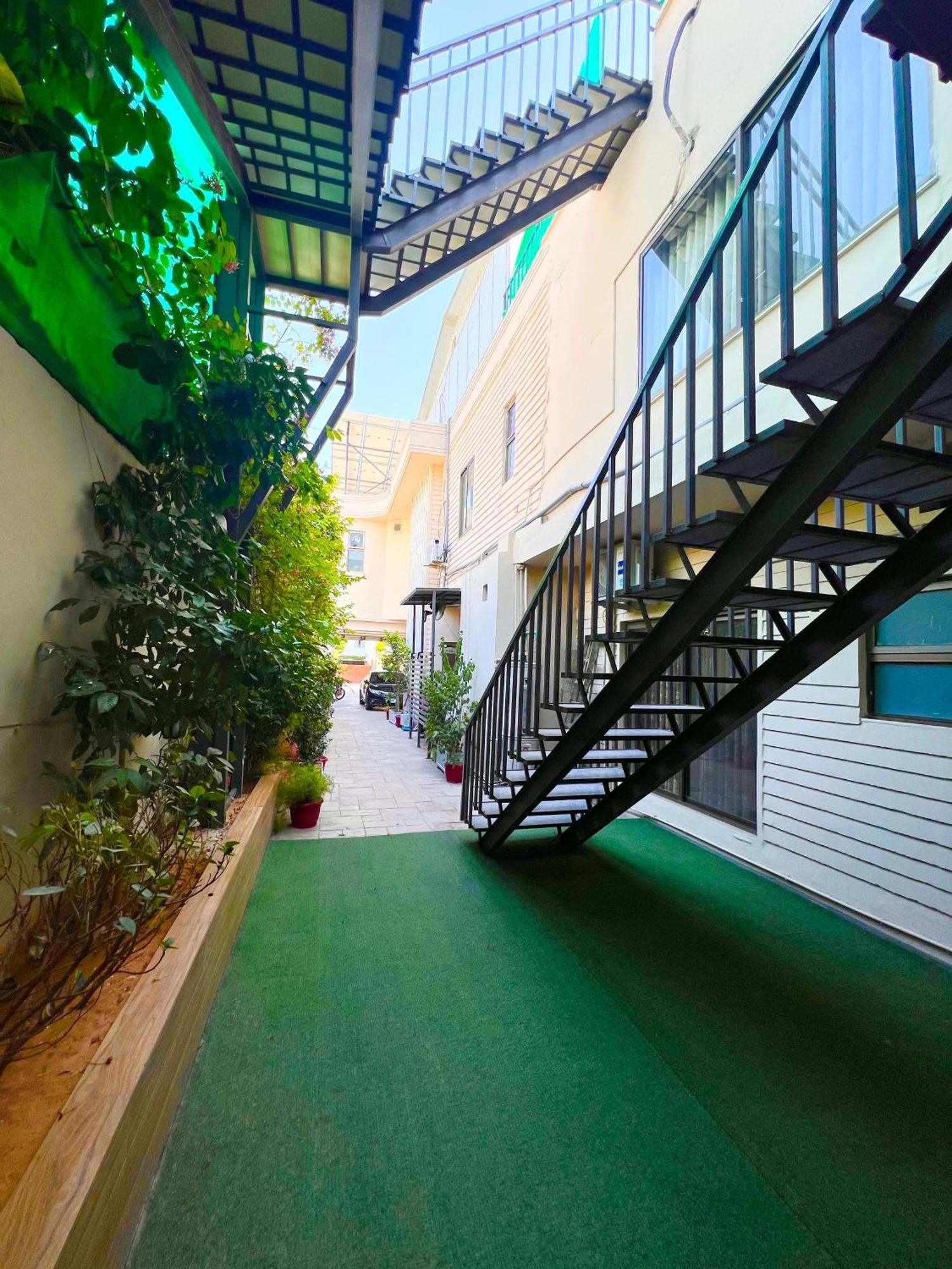 Shelton Guest House 이슬라마바드 외부 사진