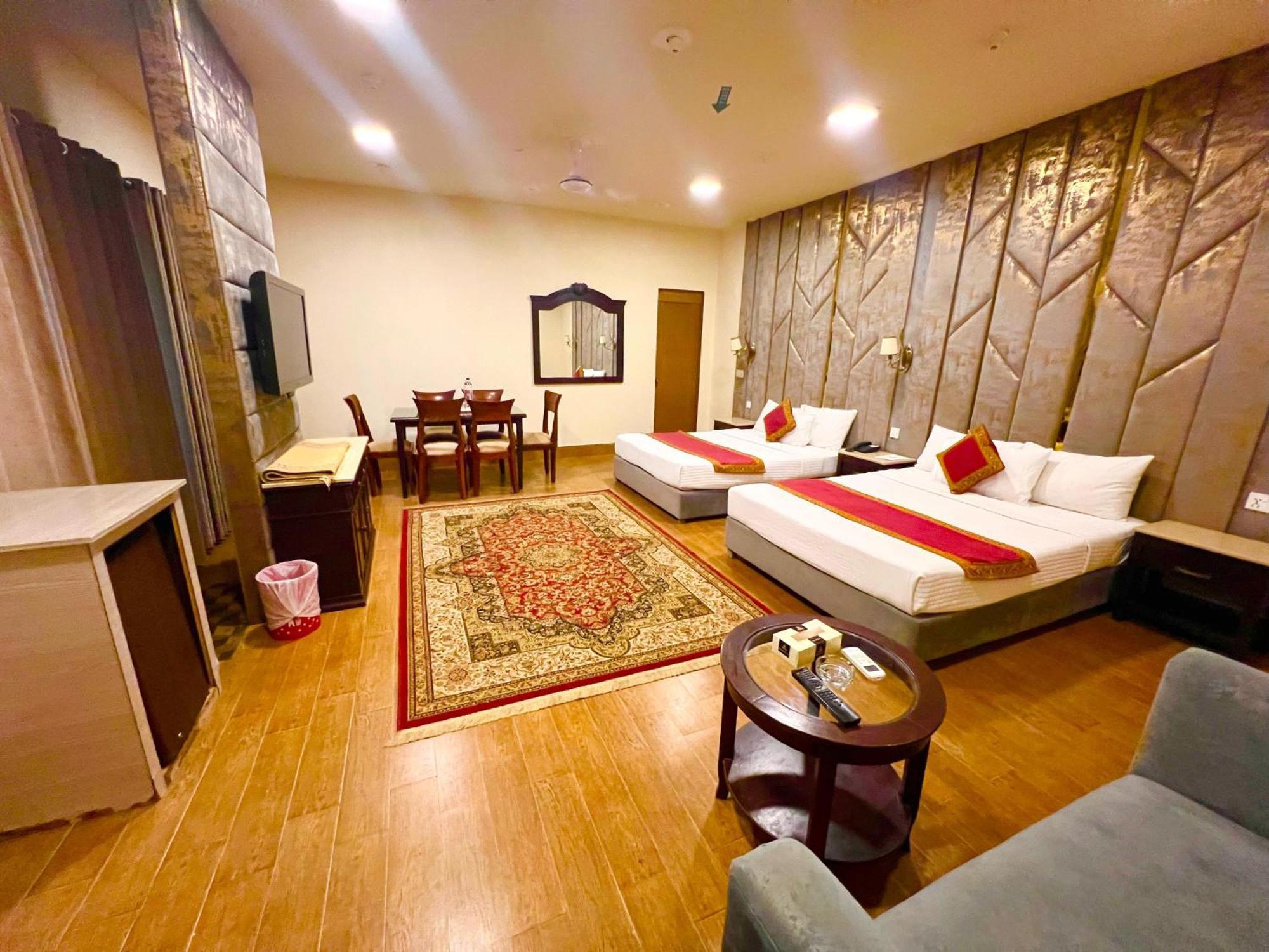 Shelton Guest House 이슬라마바드 외부 사진
